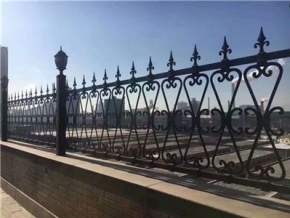 圍墻欄桿價格