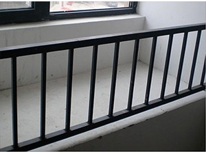 護窗欄桿