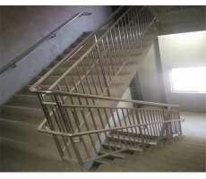 銅川鋁合金欄桿與不銹鋼欄桿，哪個有優(yōu)勢？