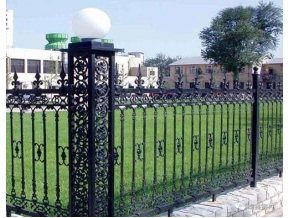 圍墻欄桿
