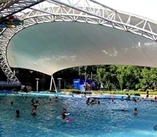 膜結(jié)構(gòu)工程的創(chuàng)新守護者 高空安全的堅實屏障